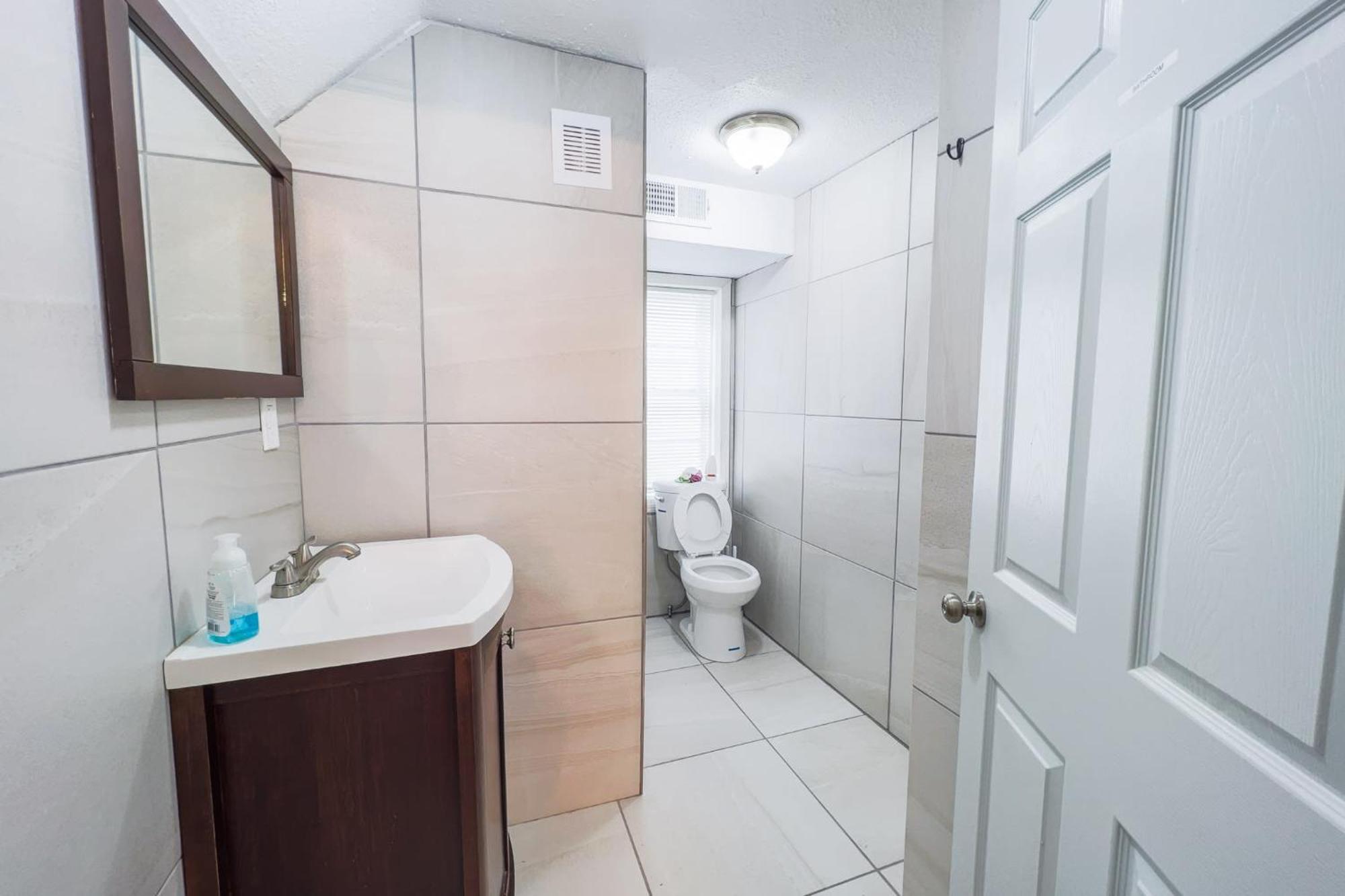 Large 6Br, 6 Bath In The City Of Niagara Falls Ngoại thất bức ảnh
