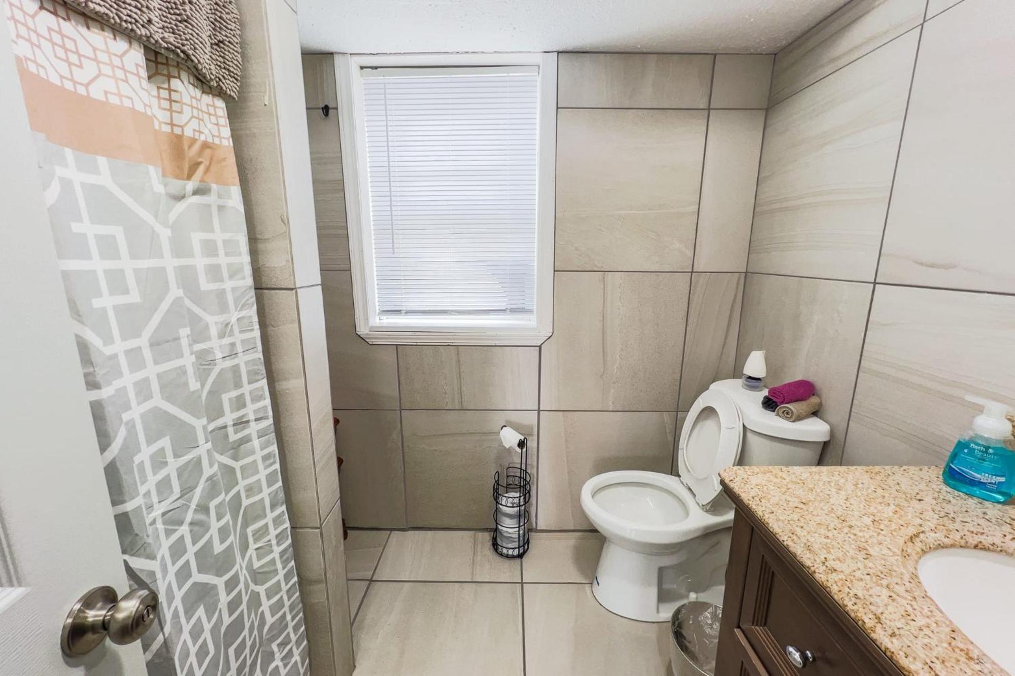 Large 6Br, 6 Bath In The City Of Niagara Falls Ngoại thất bức ảnh