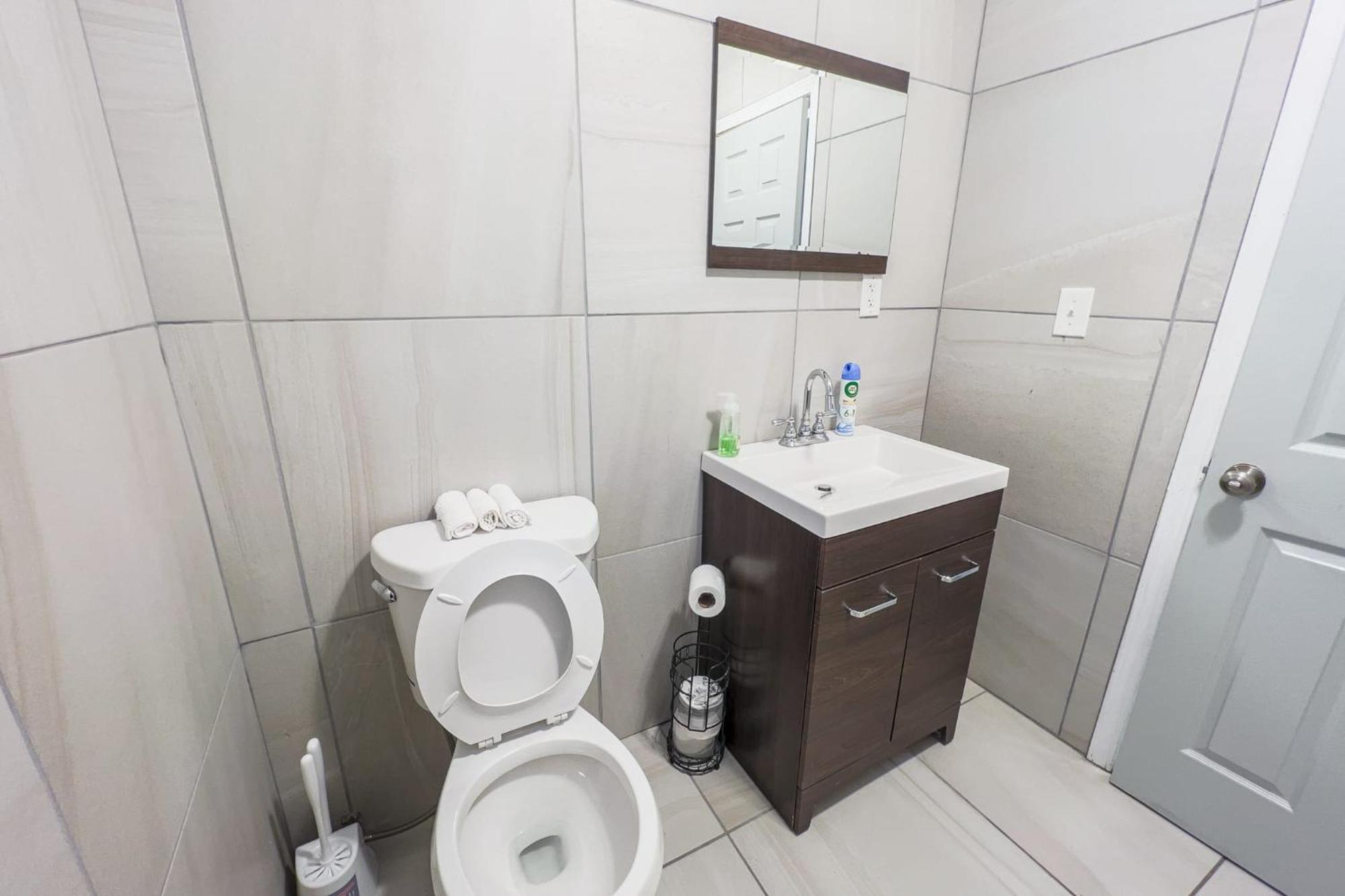 Large 6Br, 6 Bath In The City Of Niagara Falls Ngoại thất bức ảnh